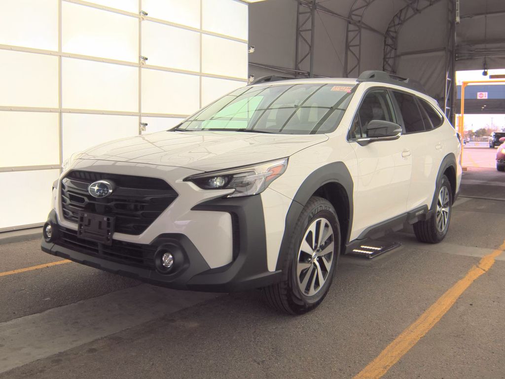2025 Subaru Outback Premium photo