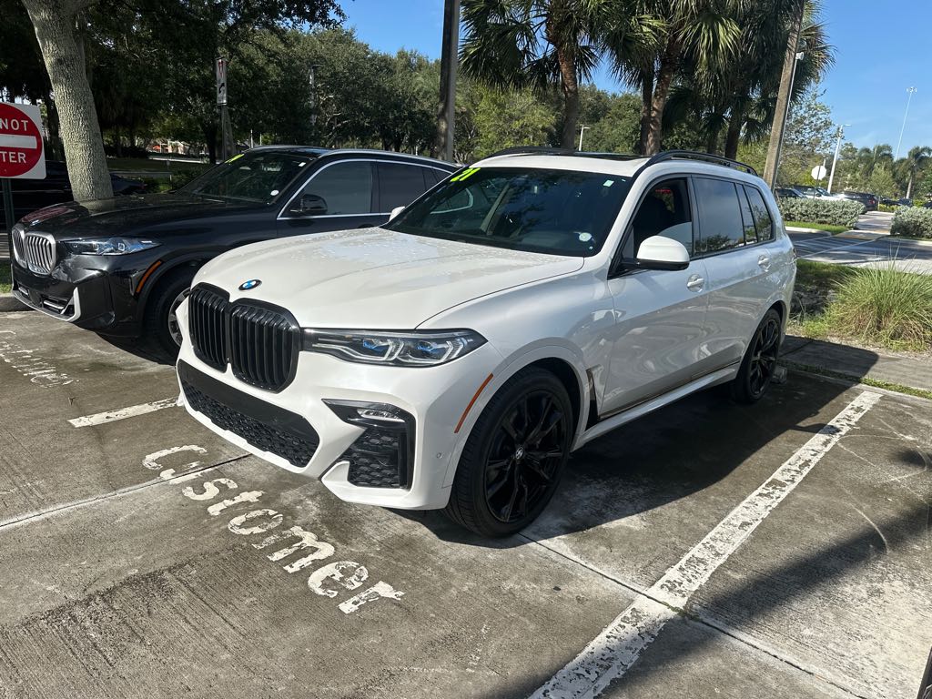2021 BMW X7 M50I photo