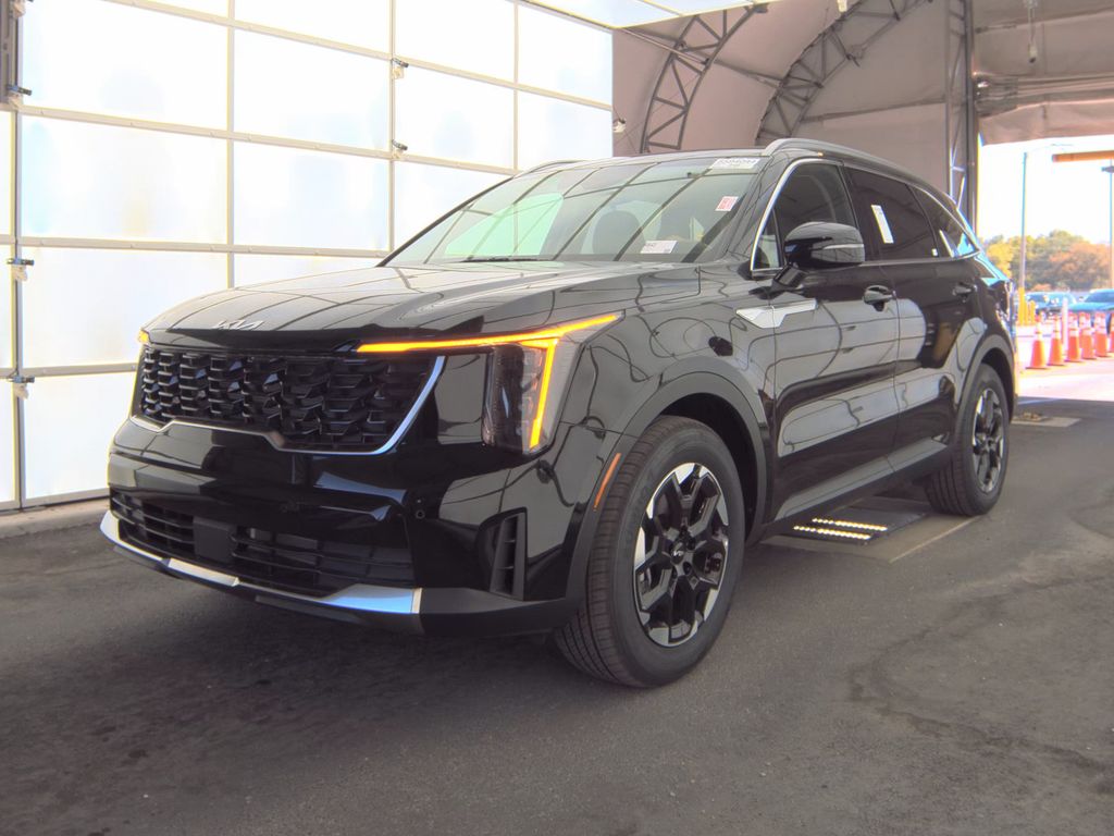 2025 Kia Sorento S photo