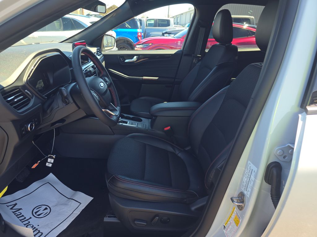 2026 Ford Escape ST Select photo