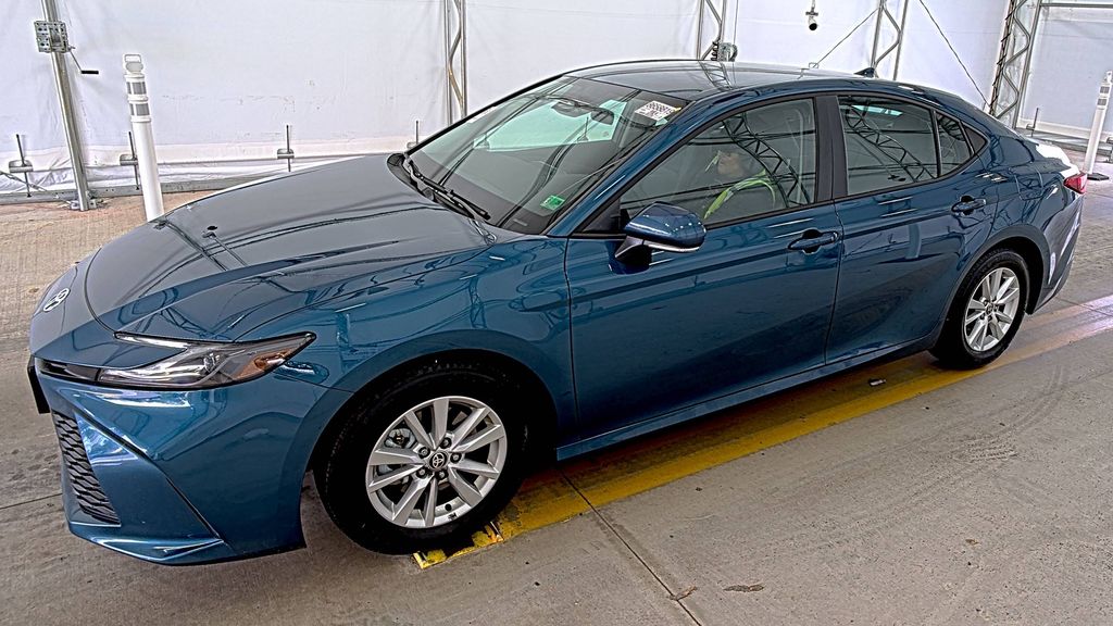 2026 Toyota Camry LE photo