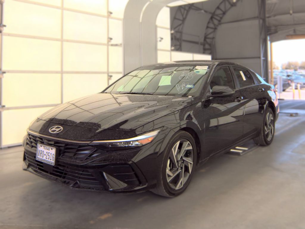 2025 Hyundai Elantra Limited photo