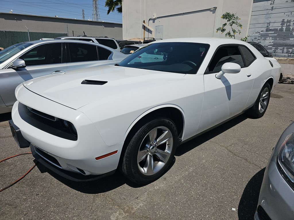 2018 Dodge Challenger SXT photo