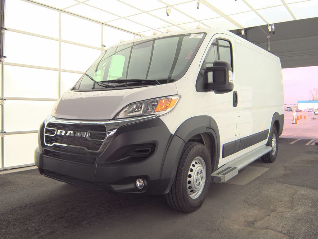 2025 Ram ProMaster 2500 Tradesman photo