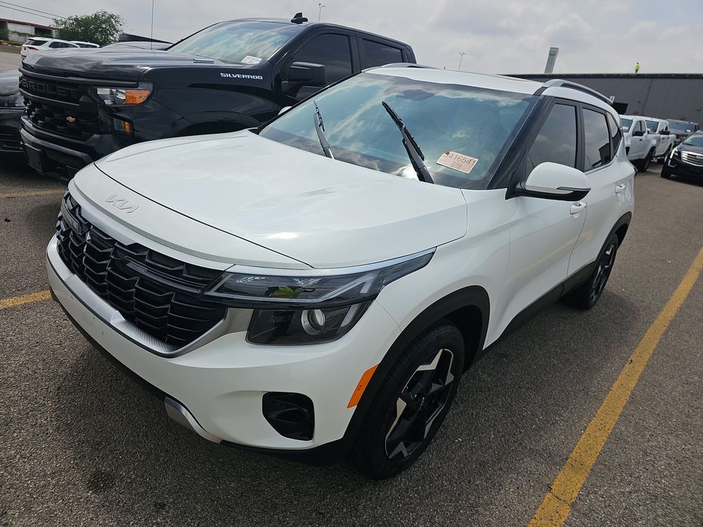 2025 Kia Seltos EX photo