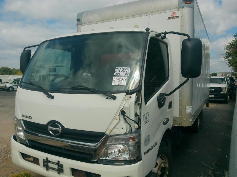 2017 Hino 155 photo