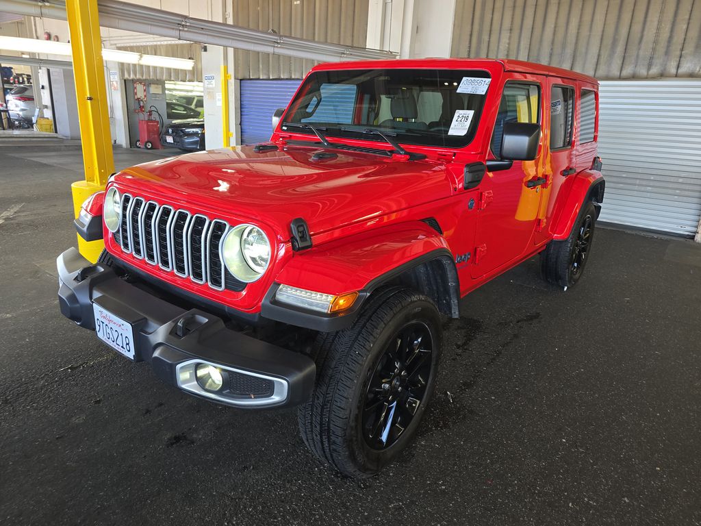 2025 Jeep Wrangler Sahara photo