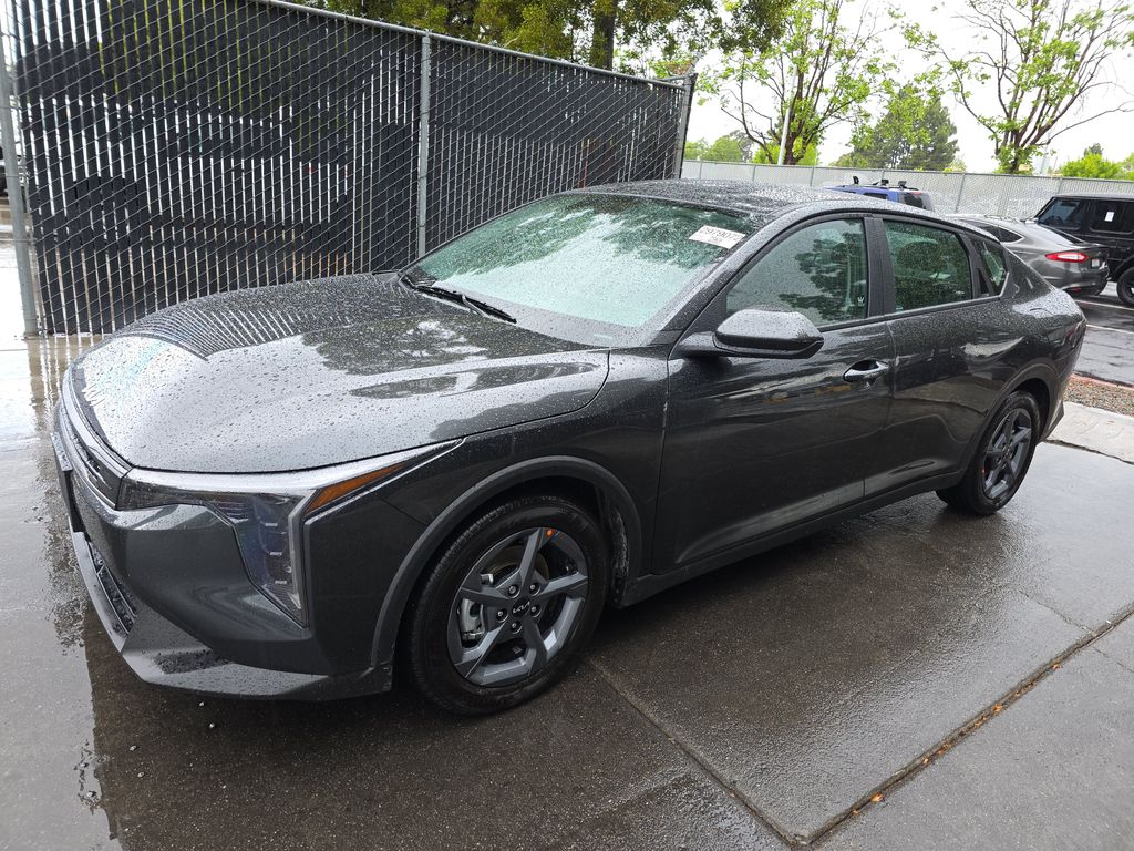 2026 Kia K4 photo