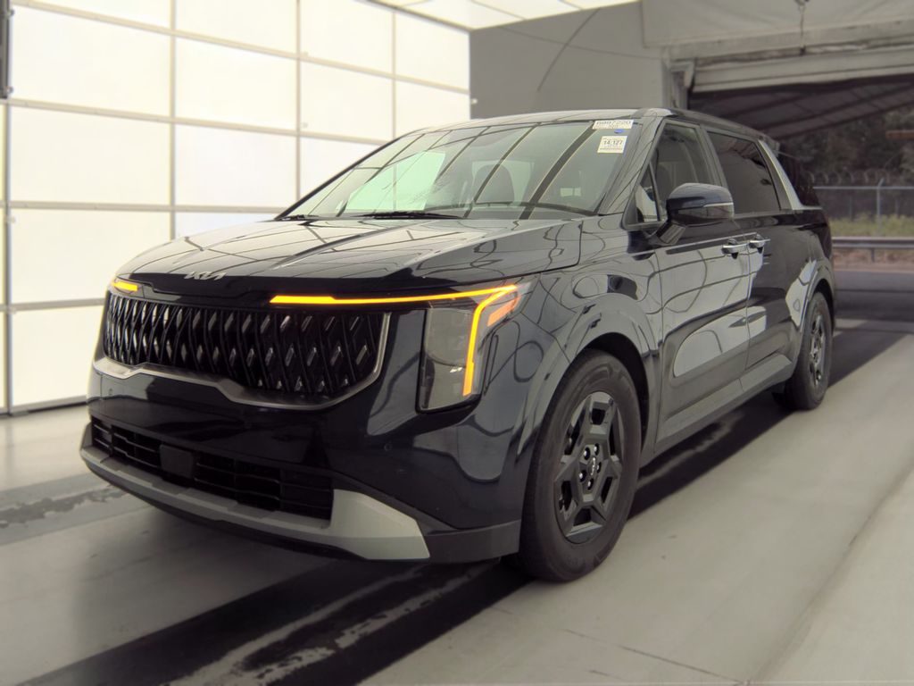 2026 Kia Carnival LXS photo