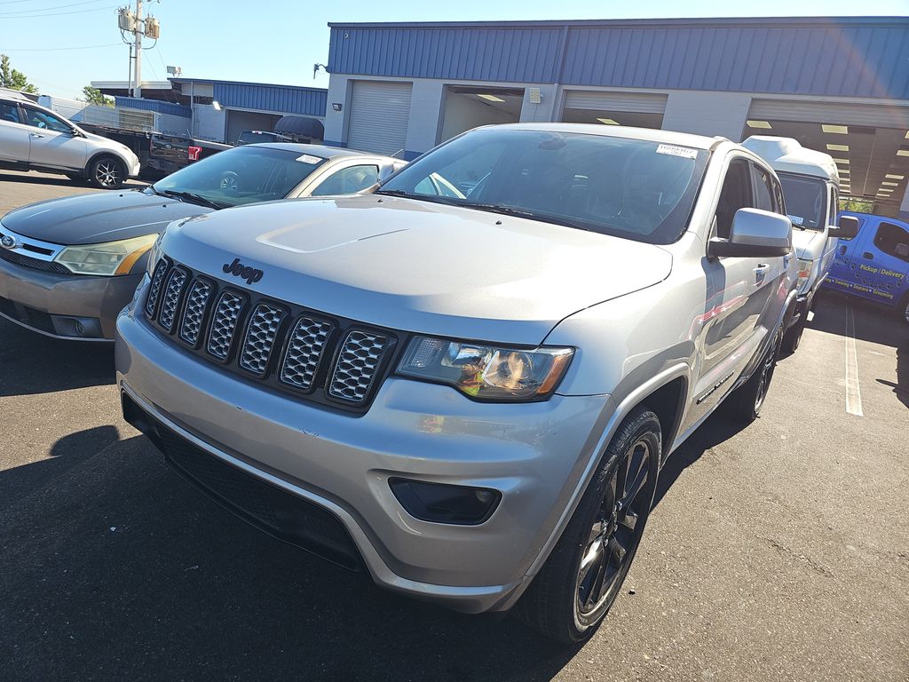 2018 Jeep Grand Cherokee Altitude photo