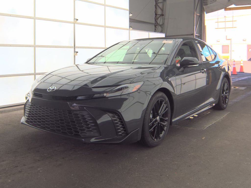 2025 Toyota Camry SE photo