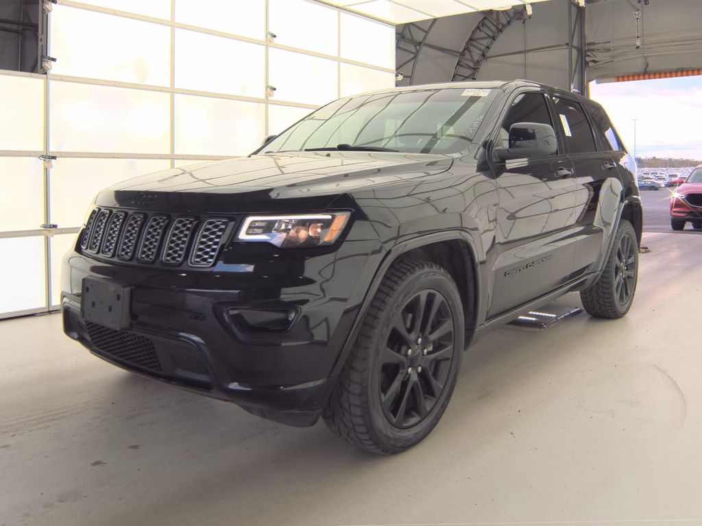 2018 Jeep Grand Cherokee Altitude photo