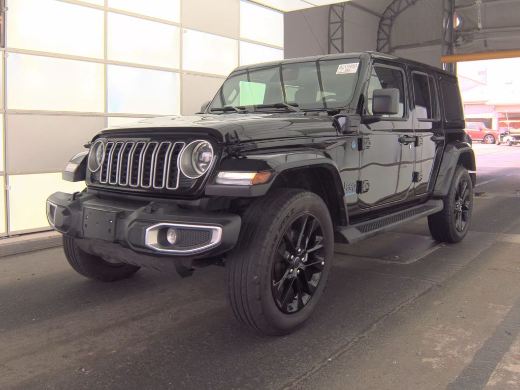 2025 Jeep Wrangler Sahara photo