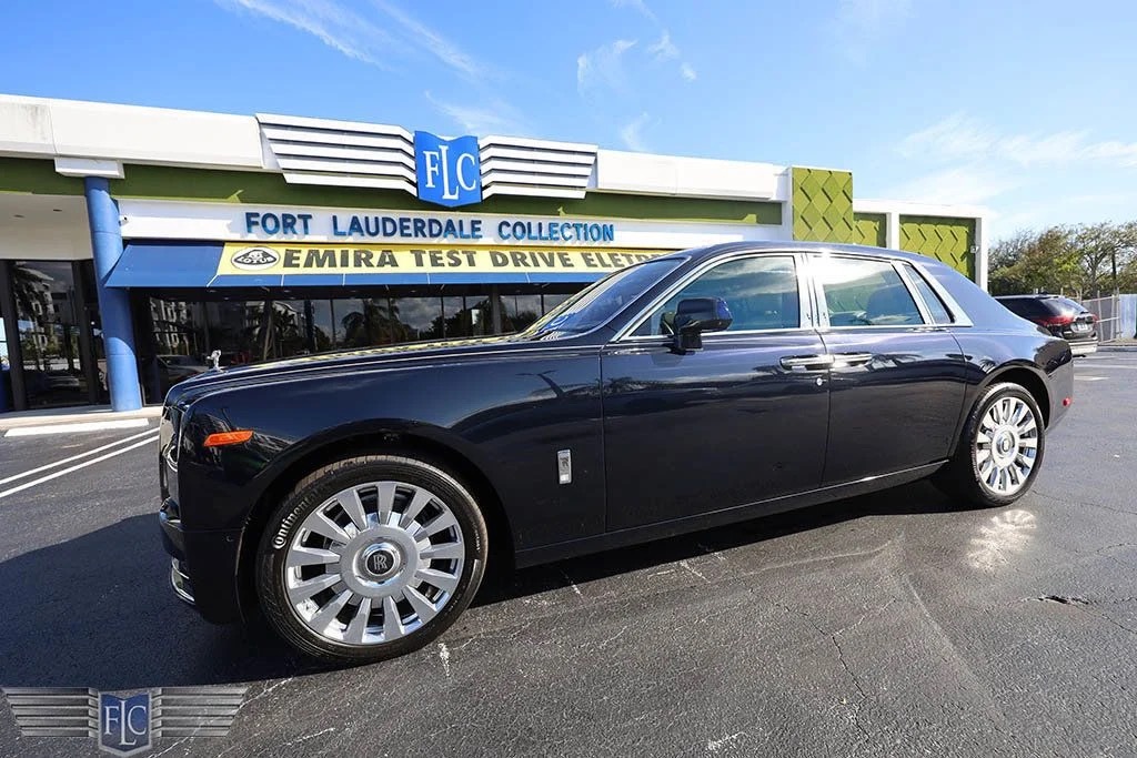 2018 Rolls-Royce Phantom Base photo