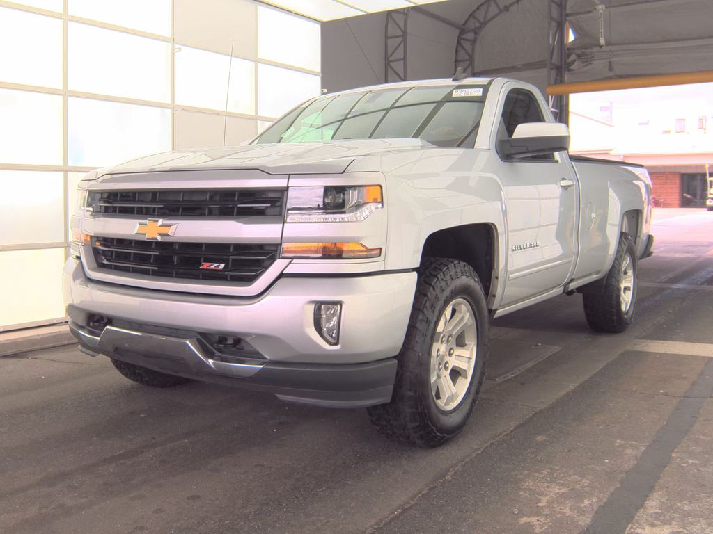 2018 Chevrolet Silverado 1500 LT photo