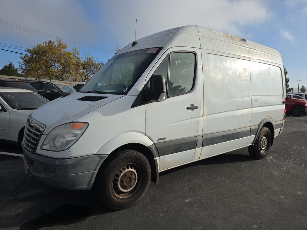 2013 Freightliner Sprinter 2500 photo