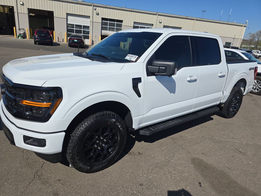 2025 Ford F-150 XLT photo