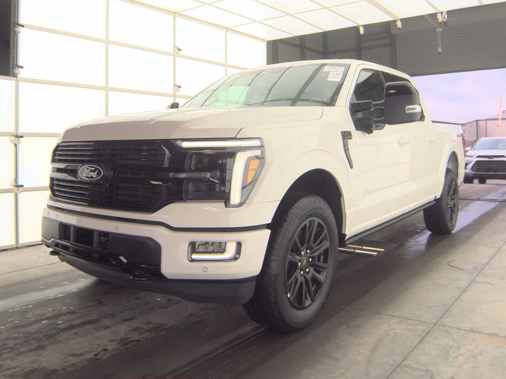 2025 Ford F-150 Platinum photo