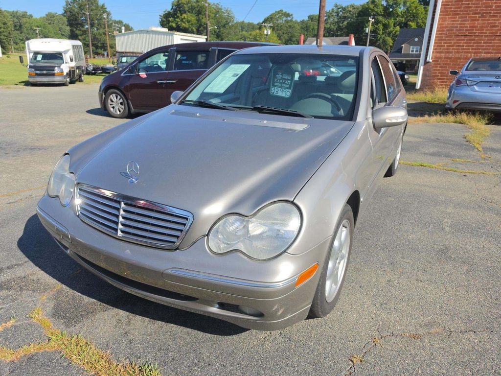 2004 Mercedes-Benz C240W 2.6L photo