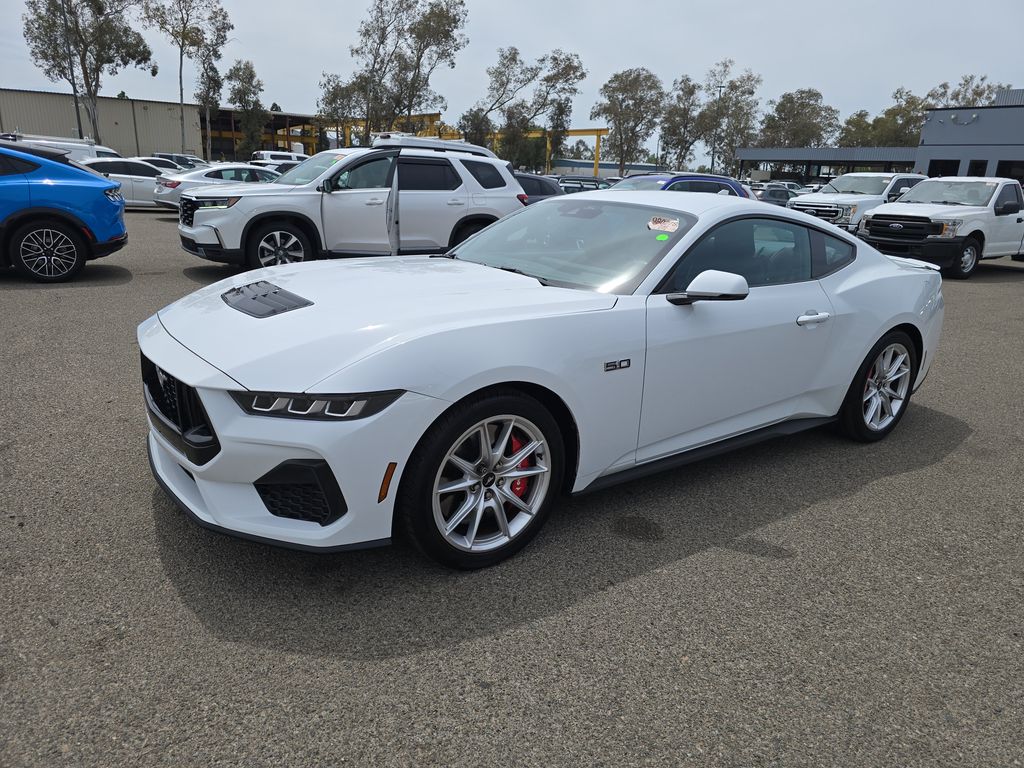 2025 Ford Mustang GT Premium photo