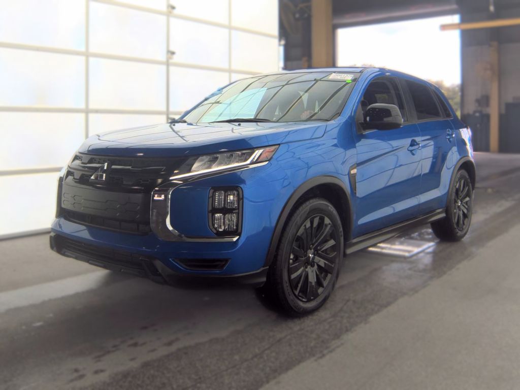 2025 Mitsubishi Outland SPT S photo