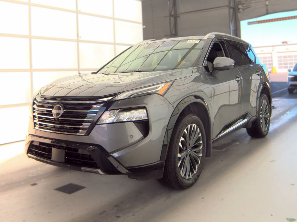 2026 Nissan Rogue Platinum photo