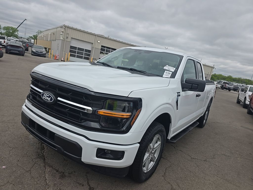 2026 Ford F-150 XLT photo