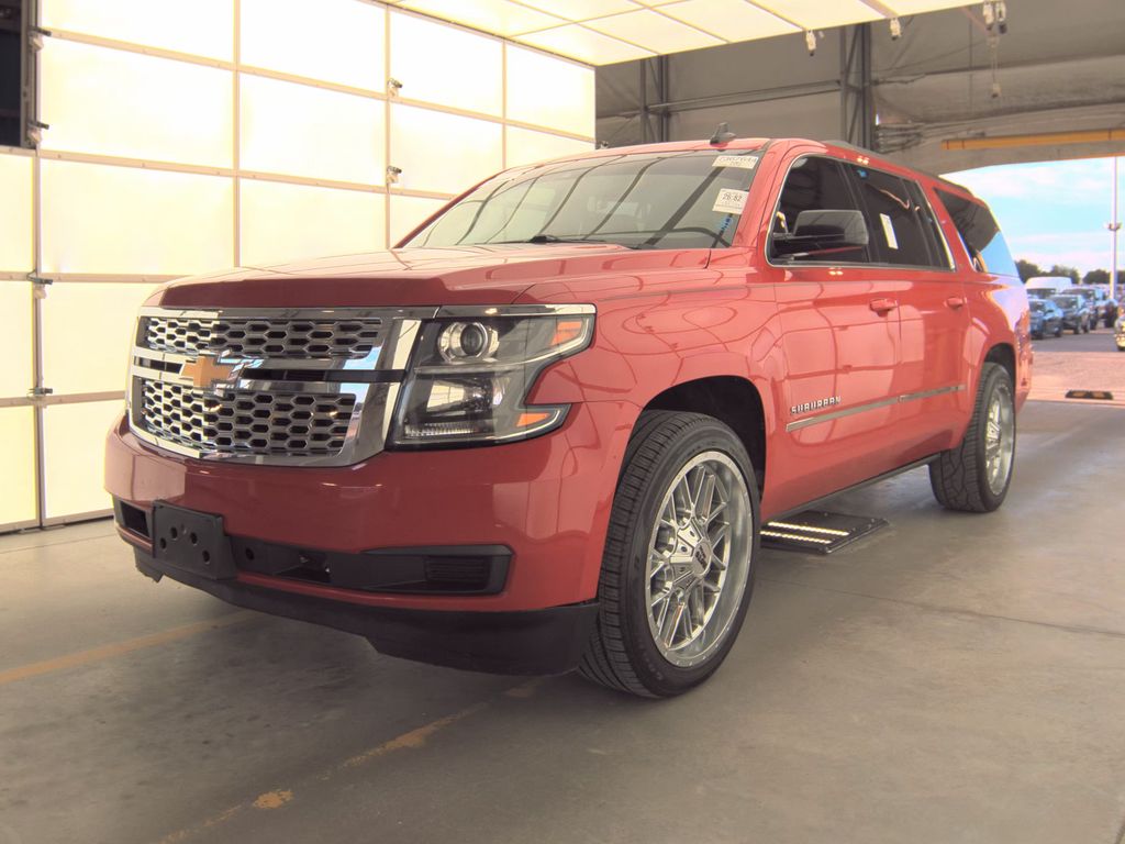 2017 Chevrolet Suburban LT photo