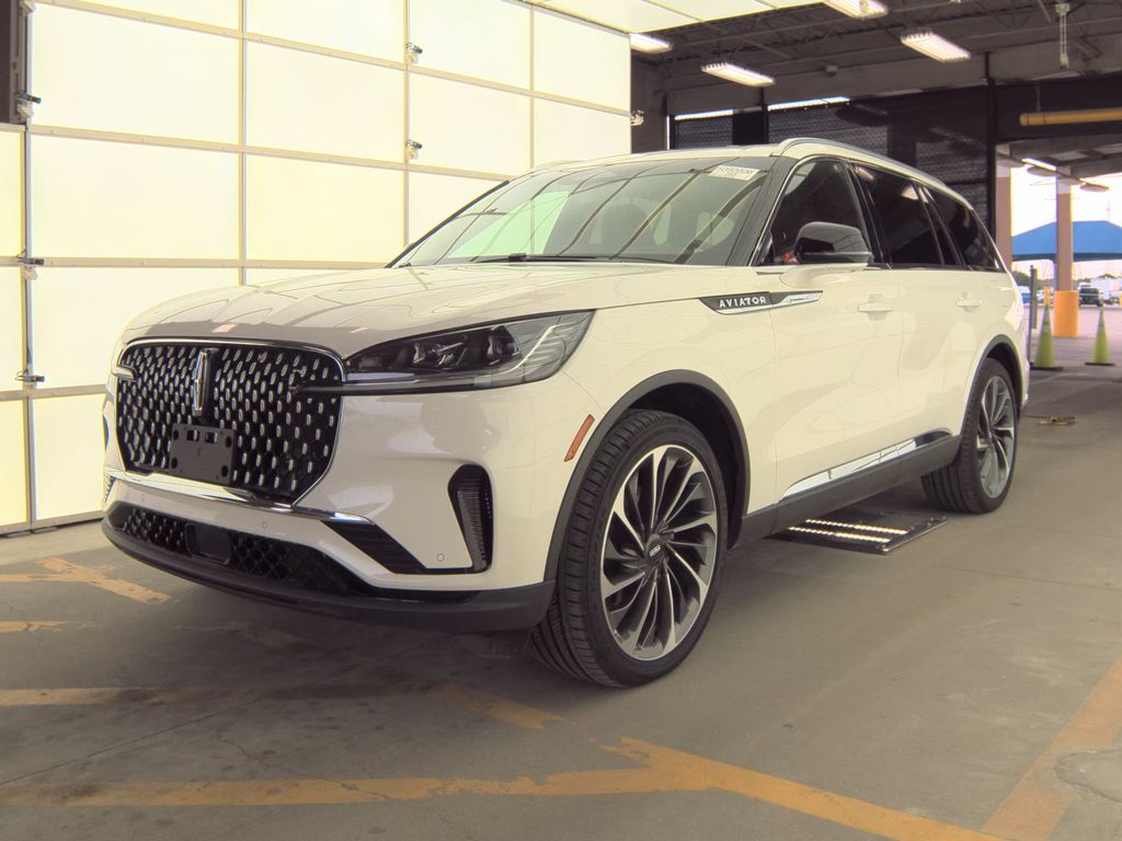 2025 Lincoln Aviator Reserve photo
