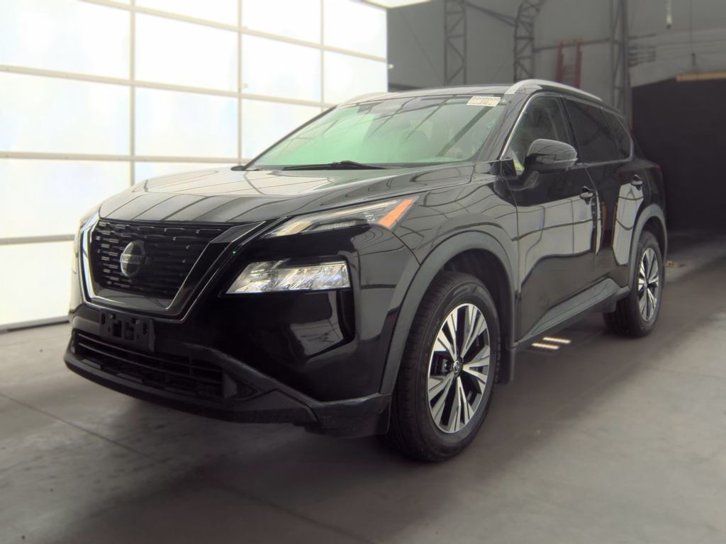2021 Nissan Rogue SV photo