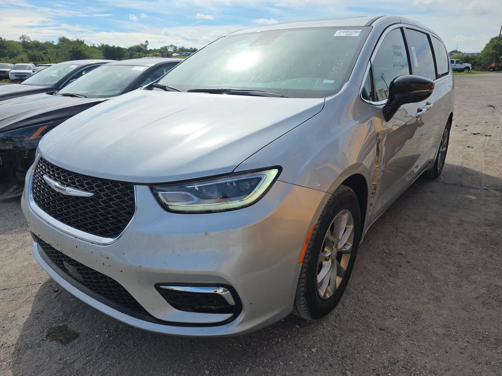 2026 Chrysler Pacifica Limited photo