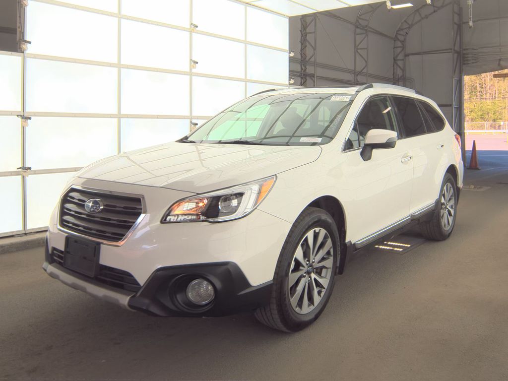 2017 Subaru Outback Touring photo