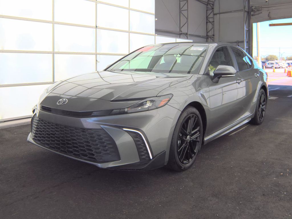 2025 Toyota Camry SE photo