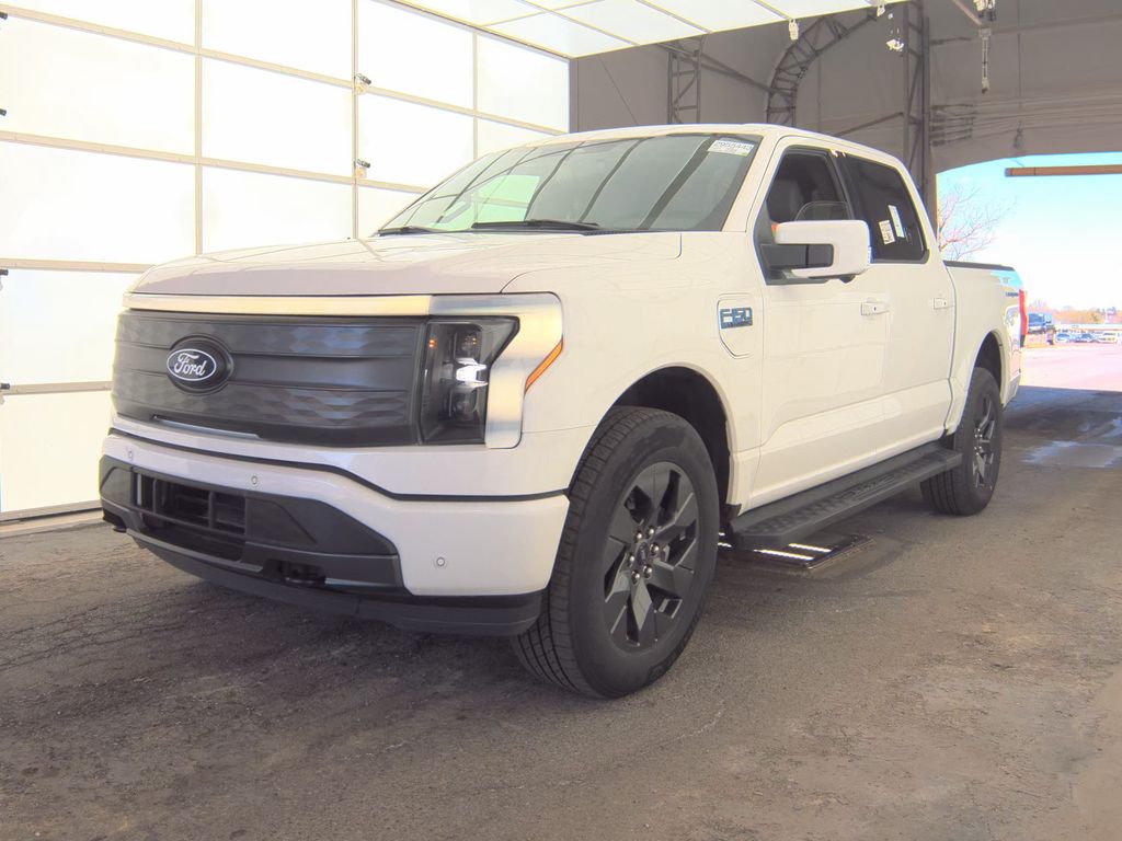 2025 Ford F-150 Lariat photo