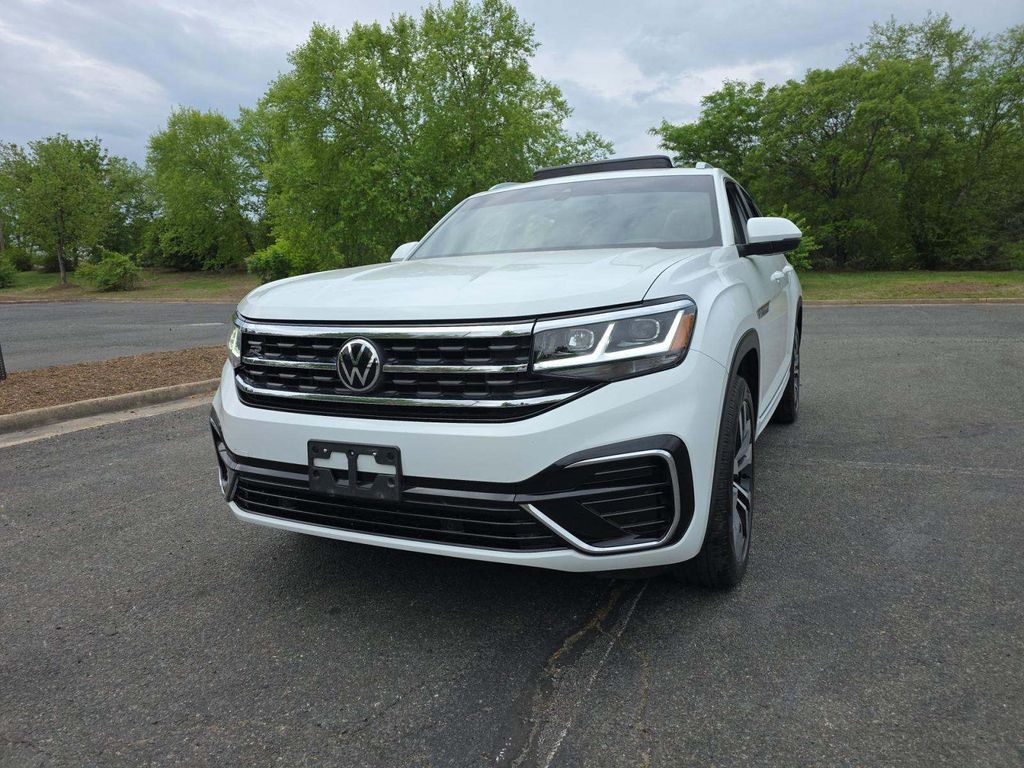 2021 Volkswagen Atlas Cross SPO 3.6L SEL R photo