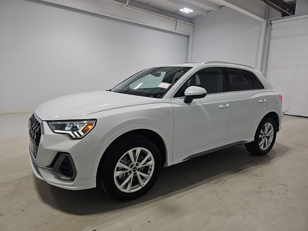2025 Audi Q3 Sline Prm+ photo