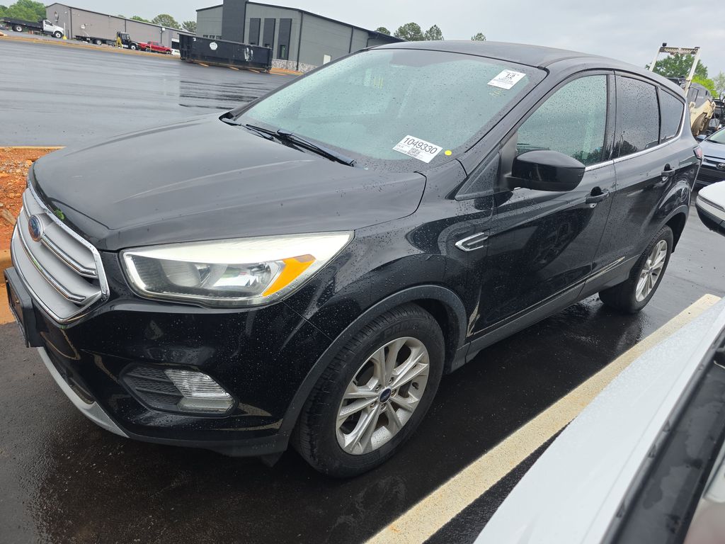 2017 Ford Escape SE photo