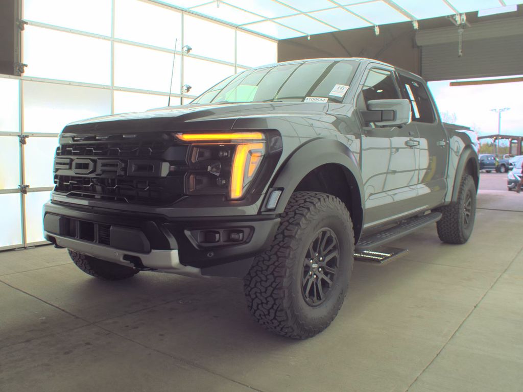 2025 Ford F-150 Raptor photo