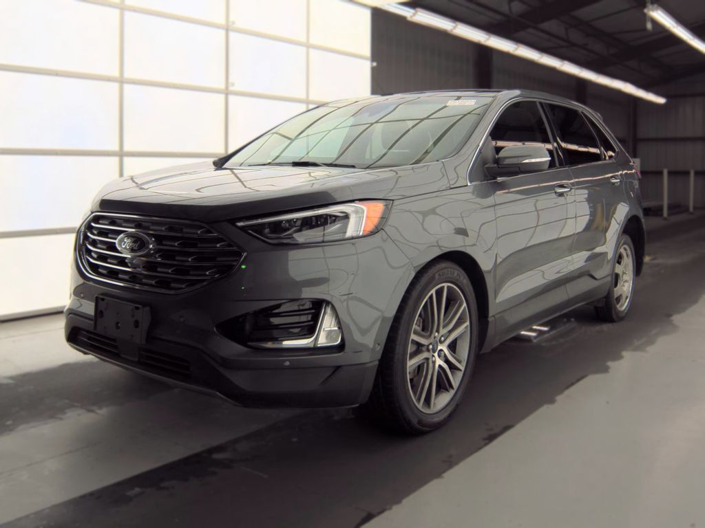 2021 Ford Edge Titanium photo