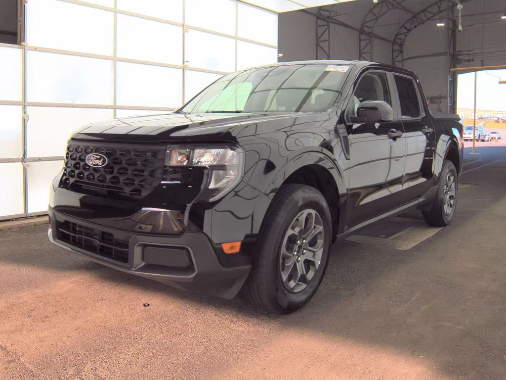 2025 Ford Maverick XLT photo