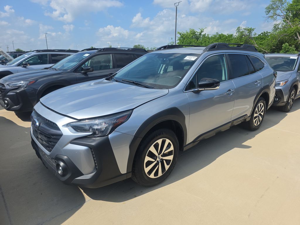 2025 Subaru Outback Premium photo