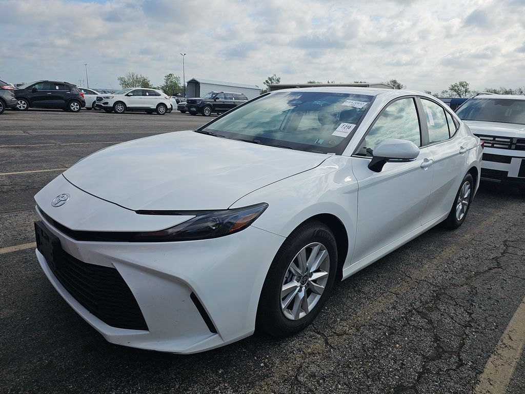 2026 Toyota Camry LE photo
