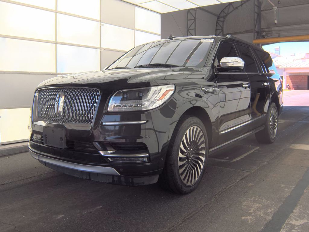 2018 Lincoln Navigator Black Labl photo