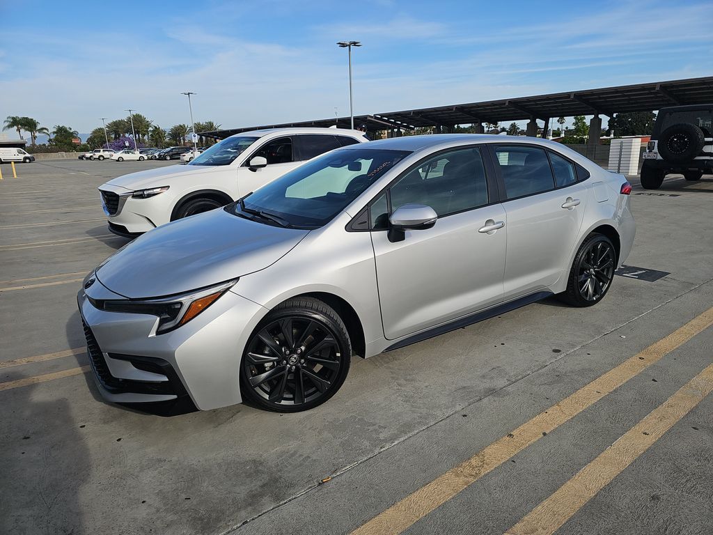 2025 Toyota Corolla SE photo