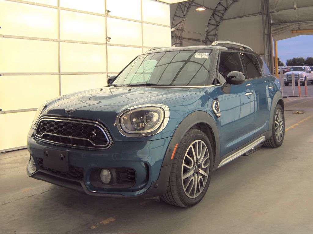 2017 MINI Countryman Cooper S photo
