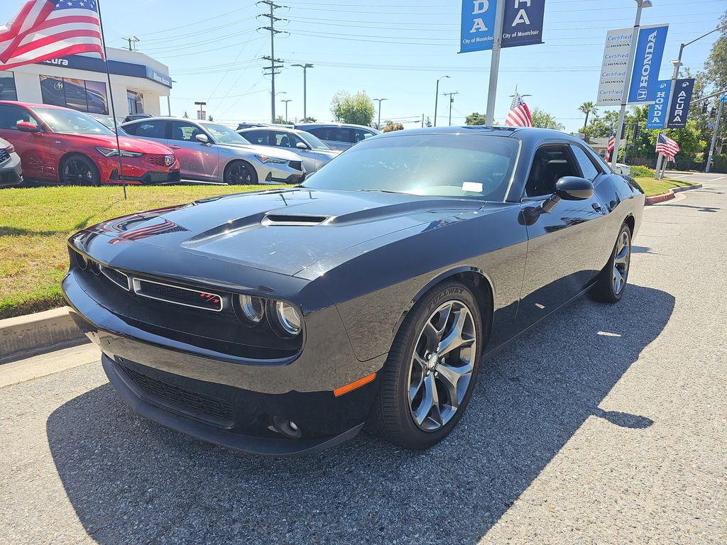 2015 Dodge Challenger R/T Plus photo