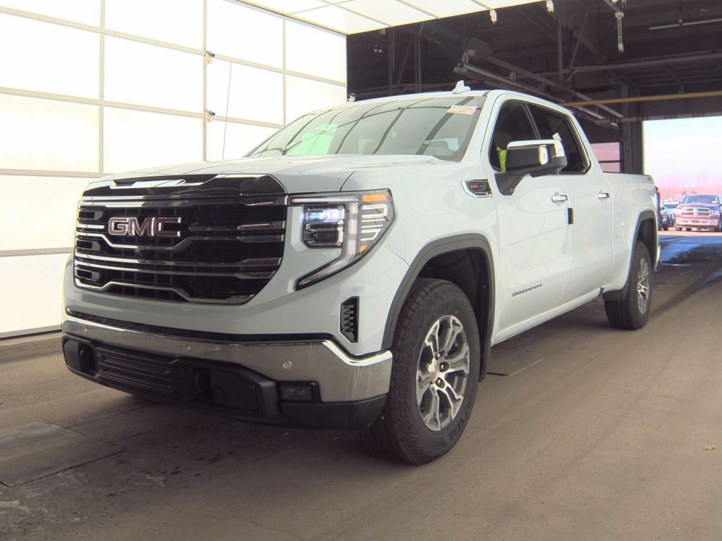 2026 GMC Sierra 1500 SLT photo
