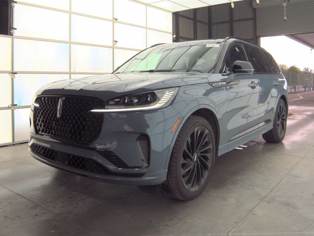 2025 Lincoln Aviator Reserve photo