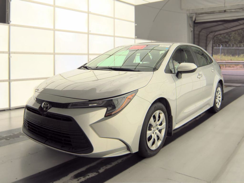 2026 Toyota Corolla LE photo