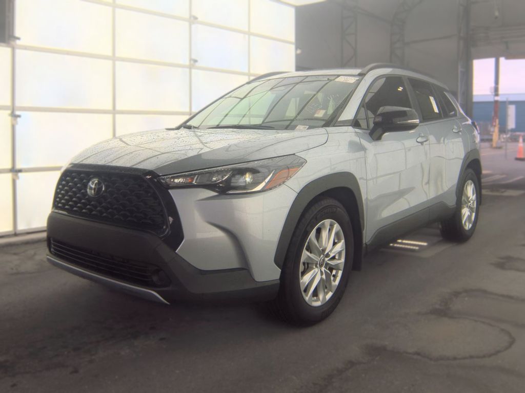 2025 Toyota Corolla LE photo